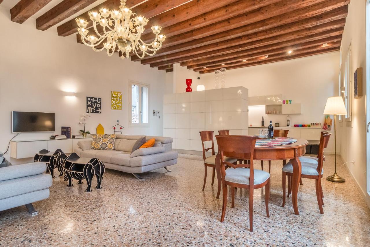 Gallery House Venecia